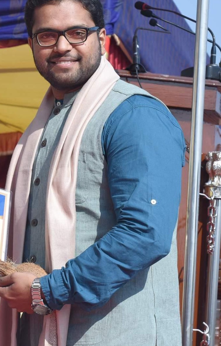 Raghuvir Mahale, founder of Yuva